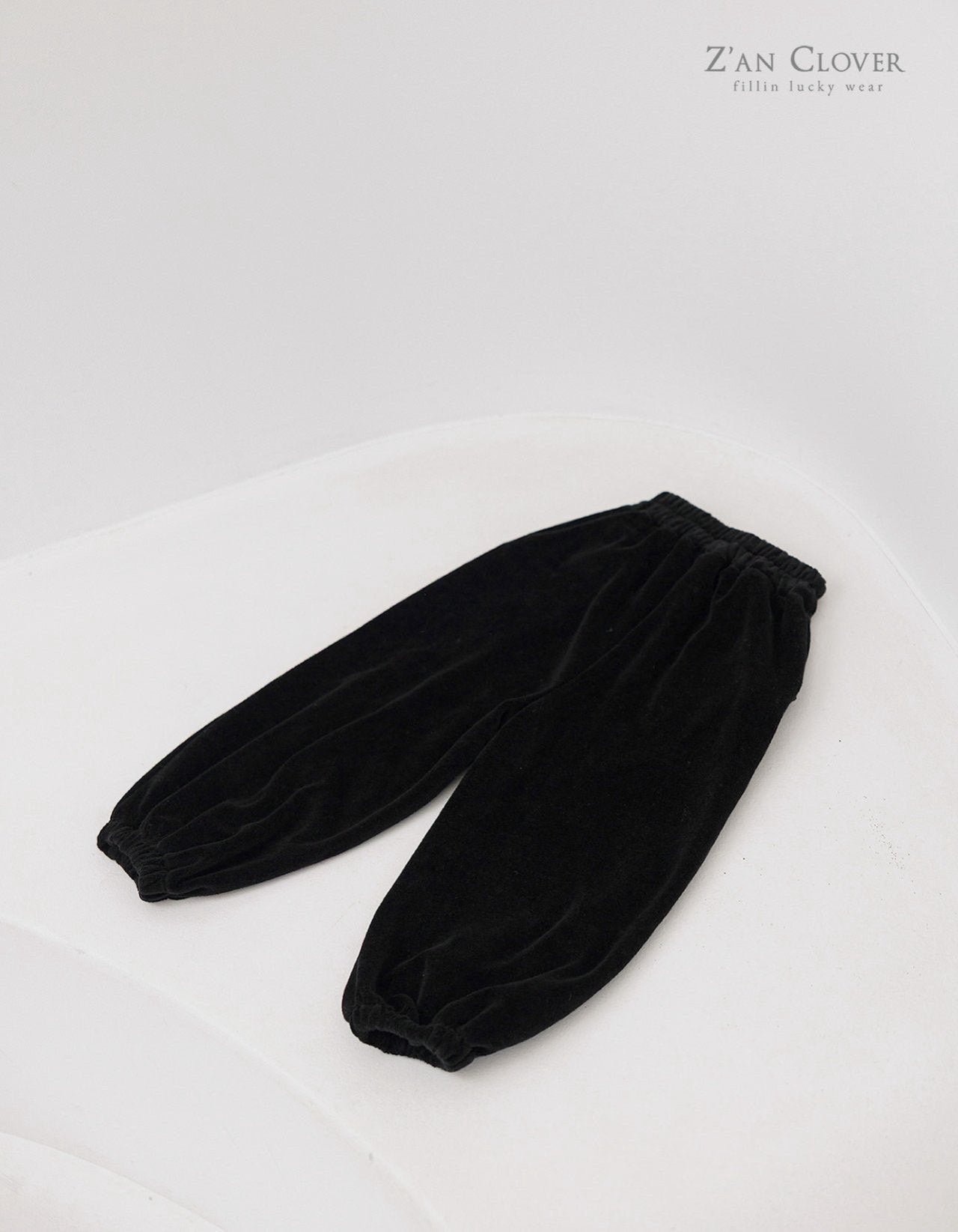 【予約】velour jogger pants / zanclover (3-19号)