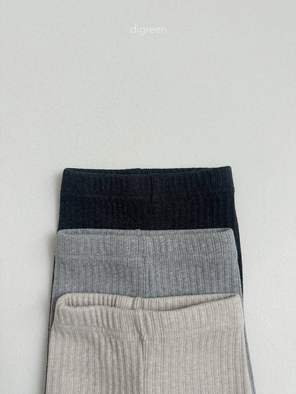 【予約】rib capri leggings / digreen (S-XXL)