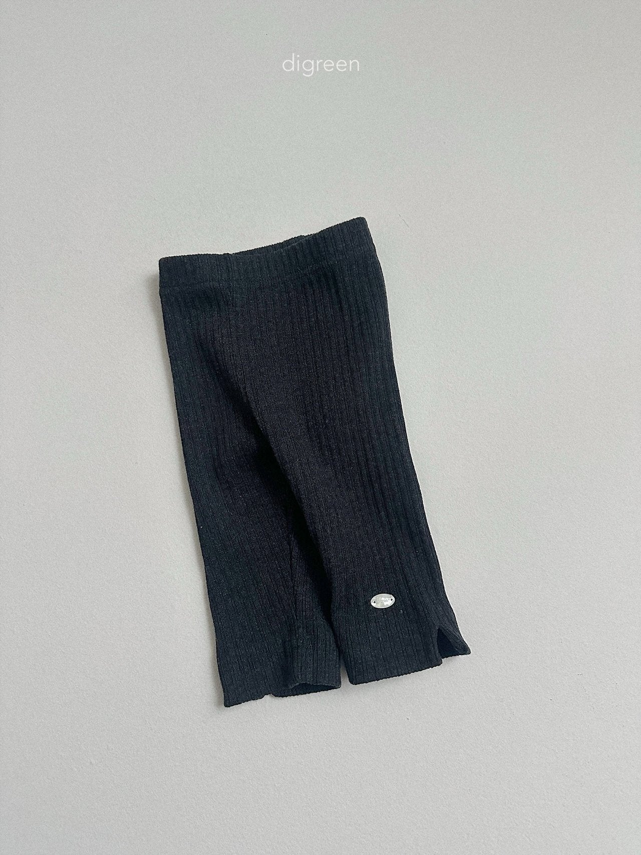 【予約】rib capri leggings / digreen (S-XXL)