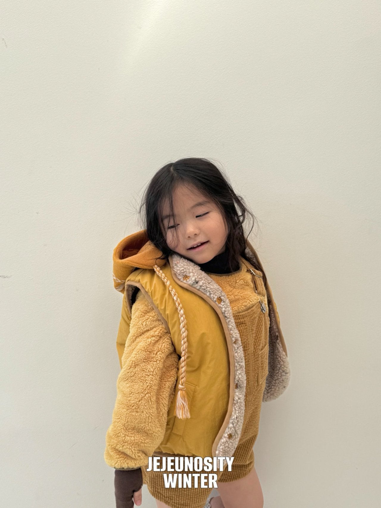 【予約】white boa vest / jejeunosity (XS-JM) 백덤블링