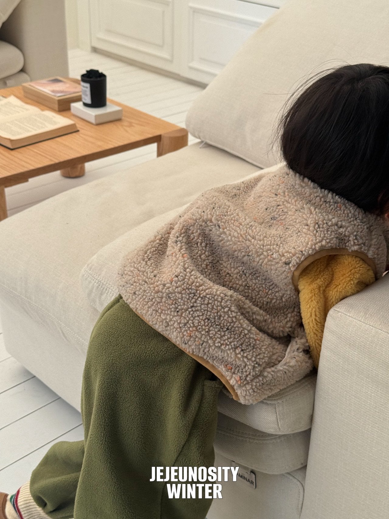 【予約】white boa vest / jejeunosity (XS-JM) 백덤블링