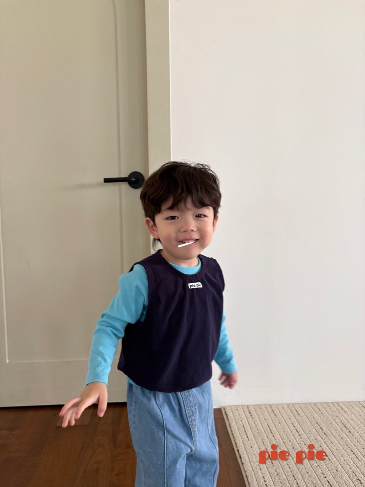 【予約】ミミリブTシャツ / pie (XS-XL)