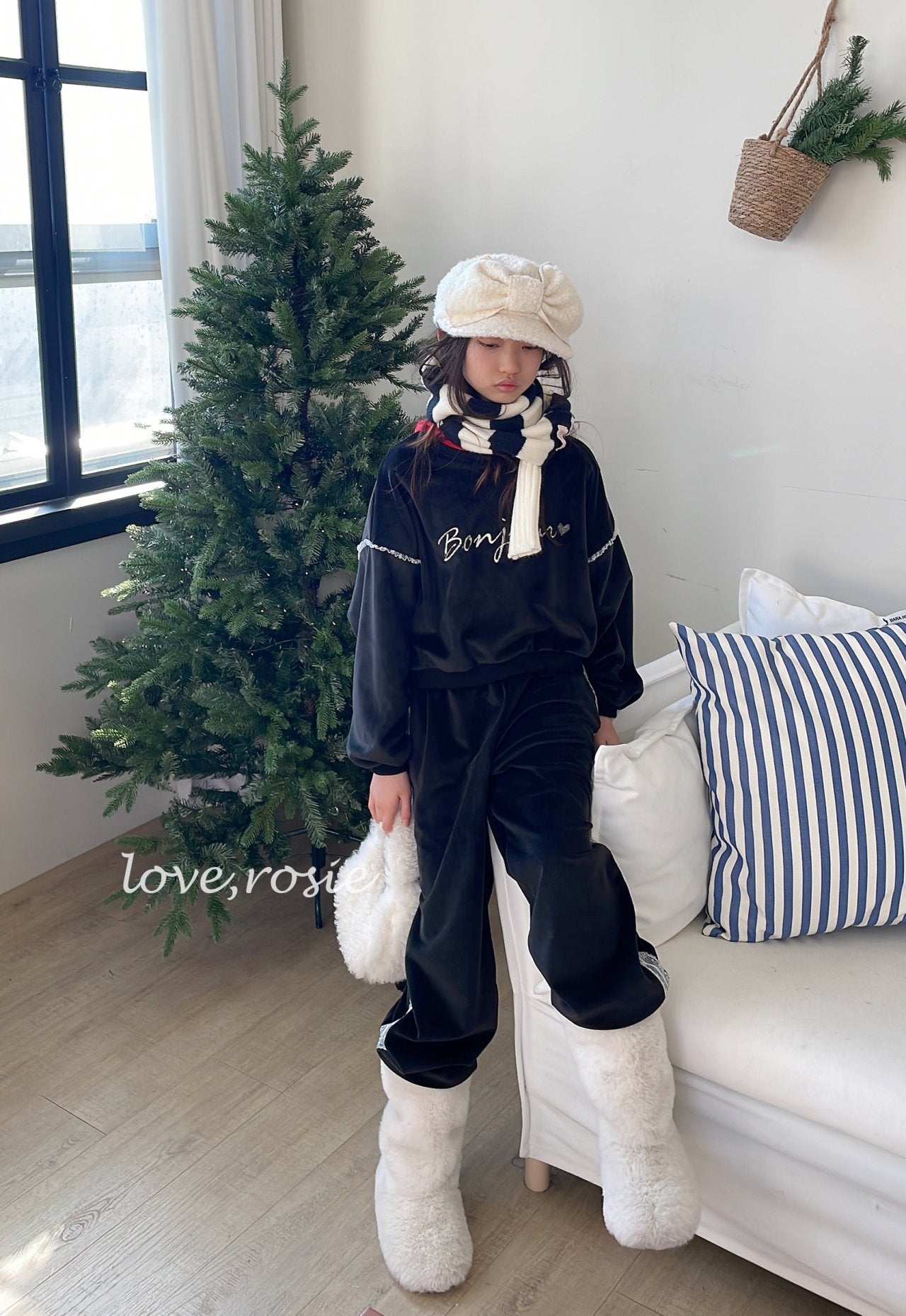 【予約】Bonjour velvet set / love rosie (L-3XL)