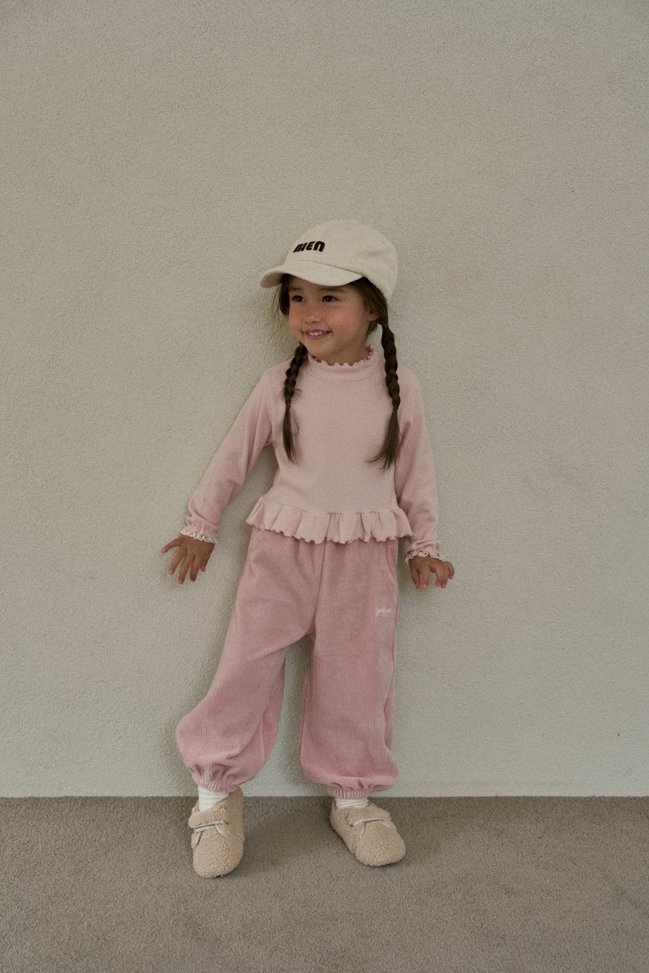 【予約】velour jogger pants  /  momoann (5-17号, Adult)