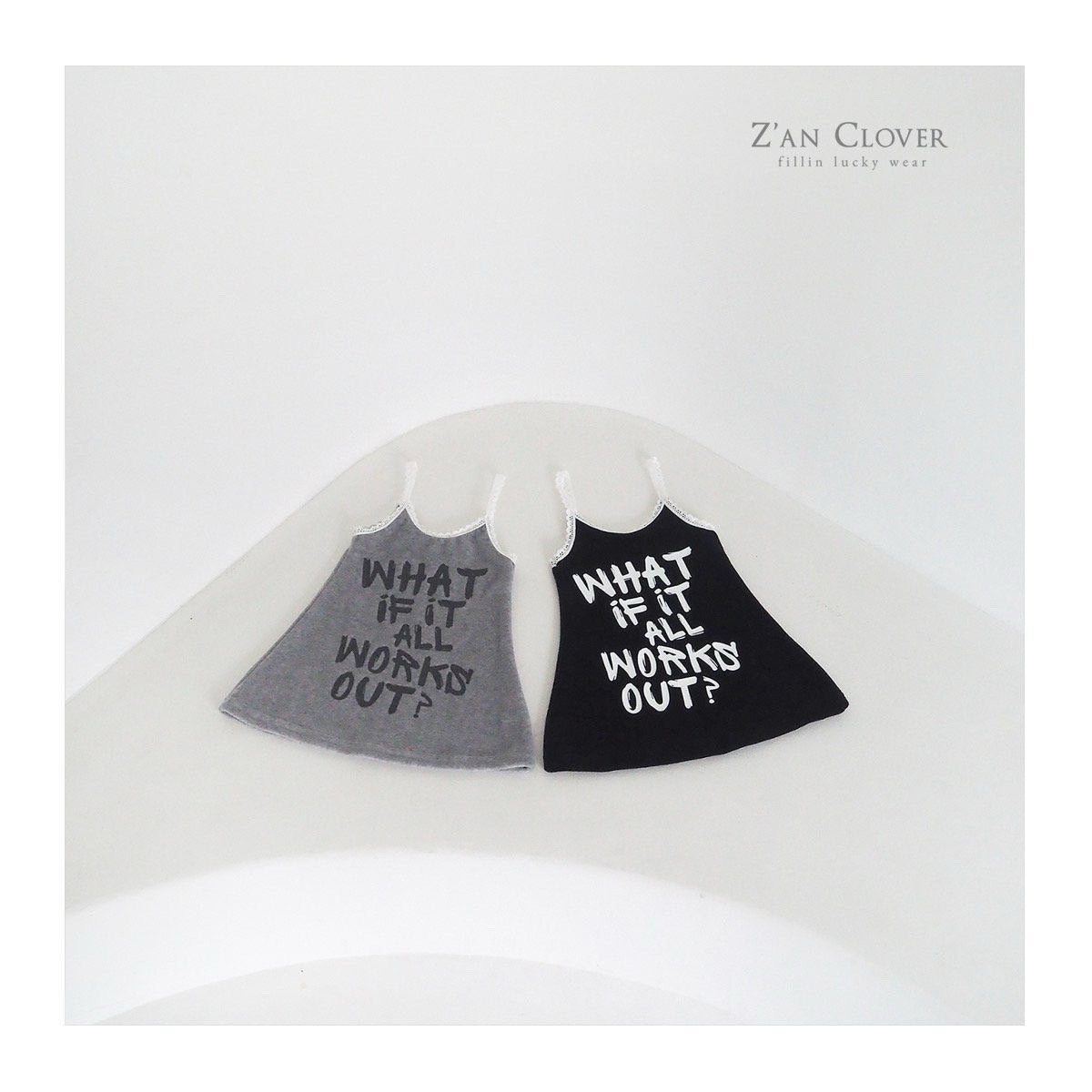 【予約】walkout velour one-piece  /  zanclover (3-19号)