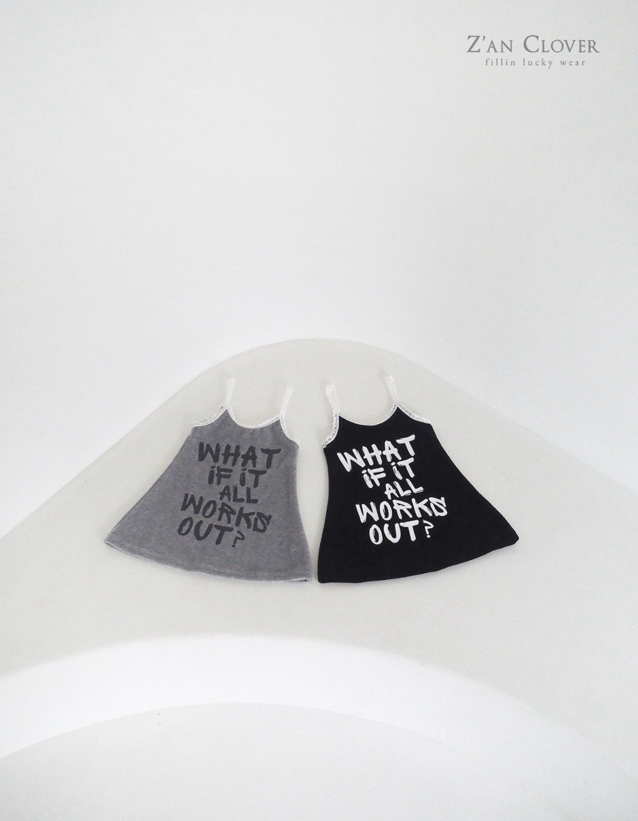 【予約】walkout velour one-piece  /  zanclover (3-19号)