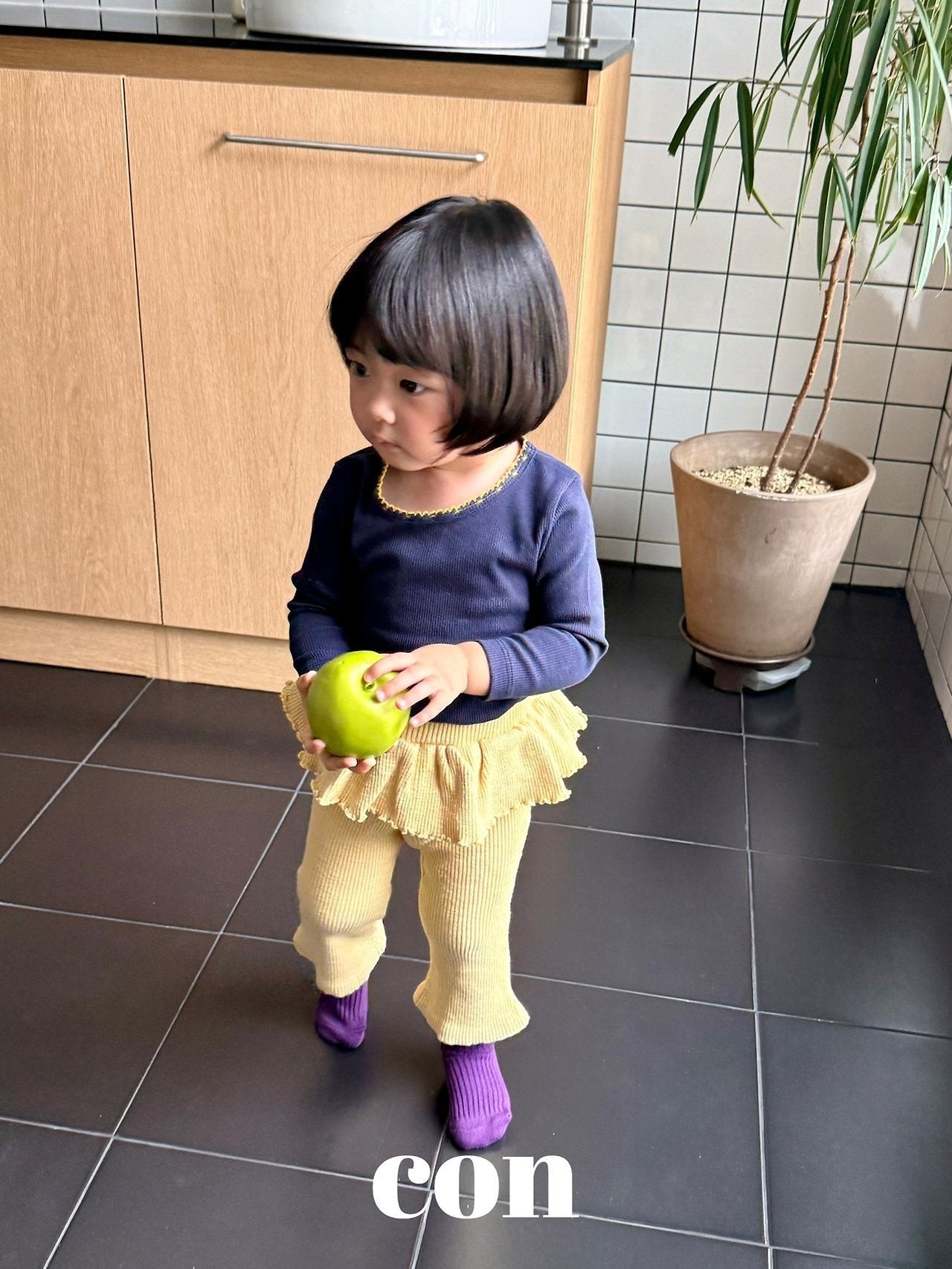【予約】frill leggings /  con콘쫀쿠