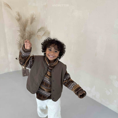 【予約】Patagon Pocket Fleece  /  andbutter (S-JM)