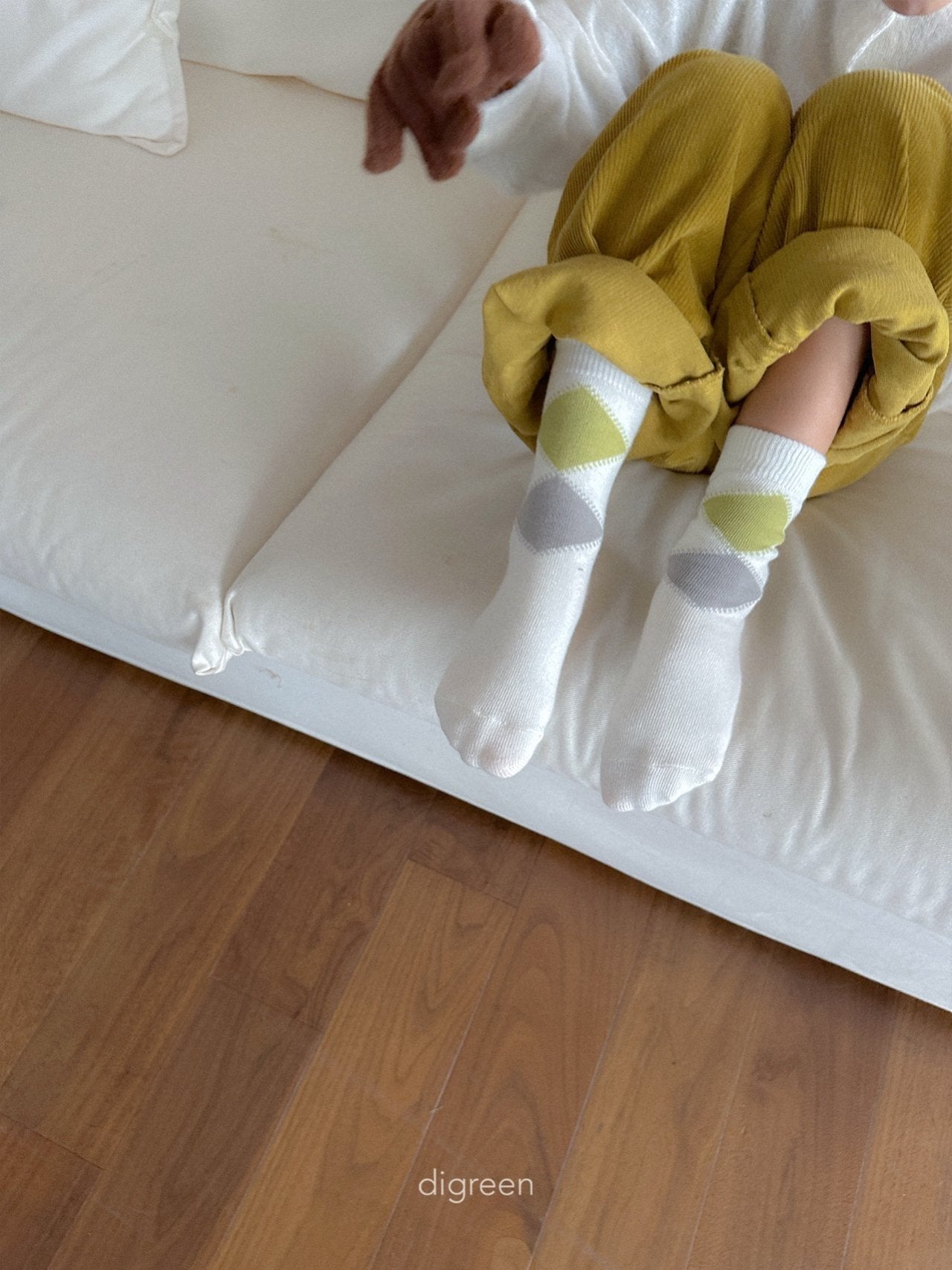 【予約】Argyle socks   /  digreen