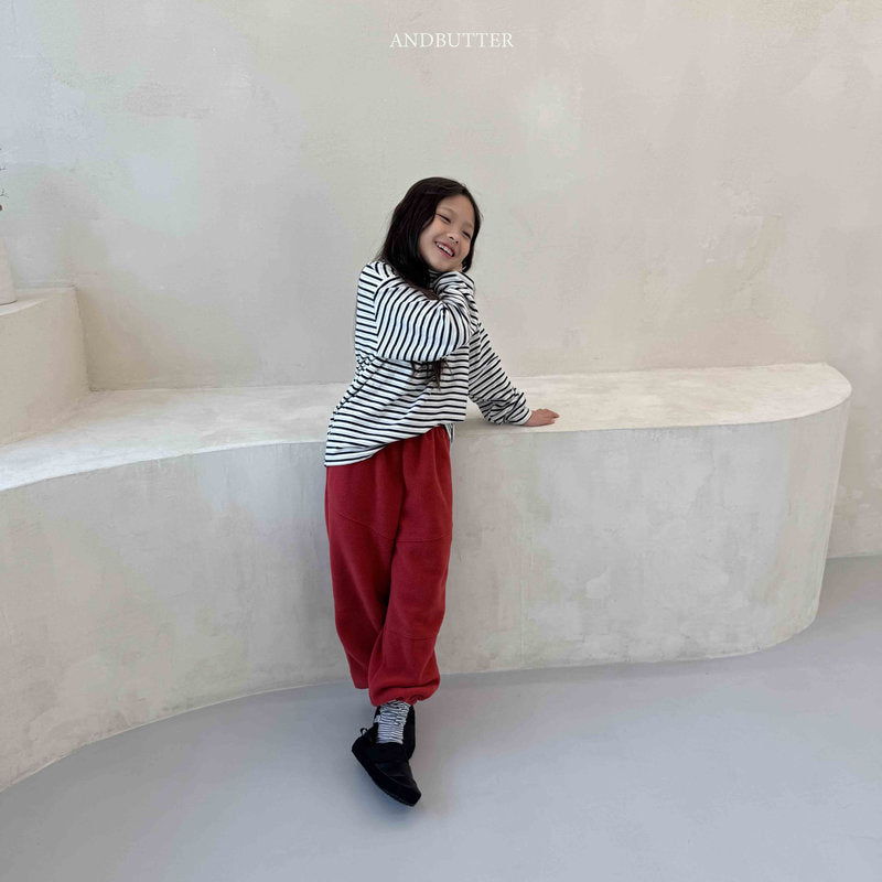 【予約】Heart Pocket Turtleneck  /  andbutter (S-JM)