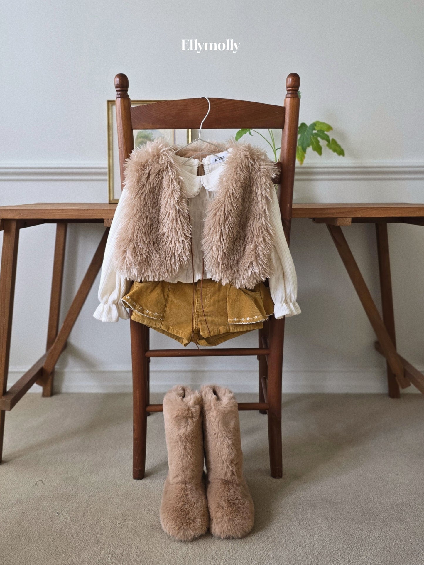 【予約】fluffy vest  / ellymolly (5-11号)