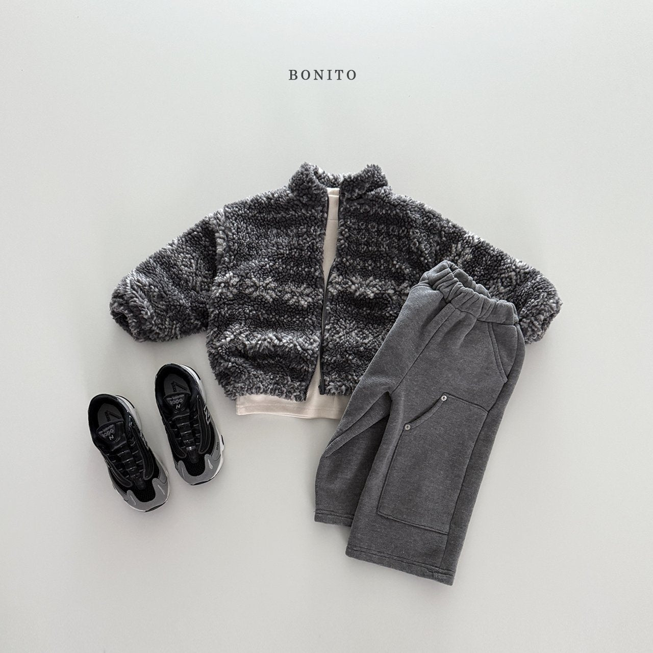 【予約】rivet straight pants  /  bonito (12M-JM)리벳일자