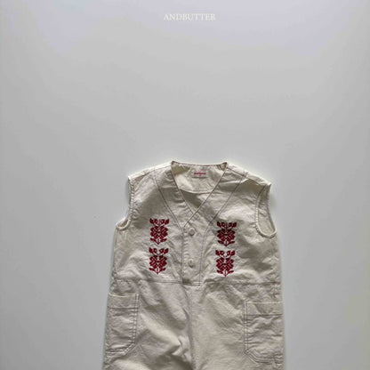 【予約】embroidery jumpsuit / andbutter(S-JM)