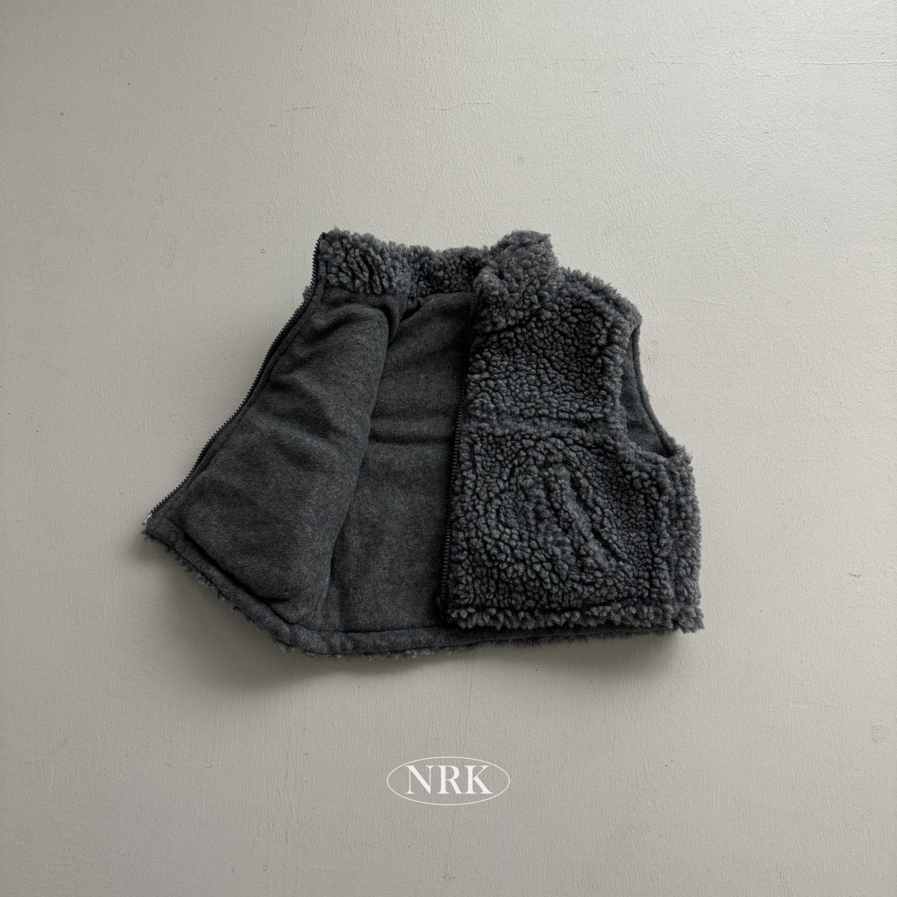 【予約】boa vest  /  NRK (XS-4XL)　