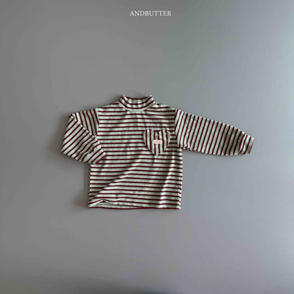 【予約】Heart Pocket Turtleneck  /  andbutter (S-JM)