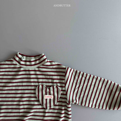【予約】Heart Pocket Turtleneck  /  andbutter (S-JM)