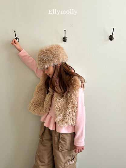 【予約】fluffy vest  / ellymolly (5-11号)