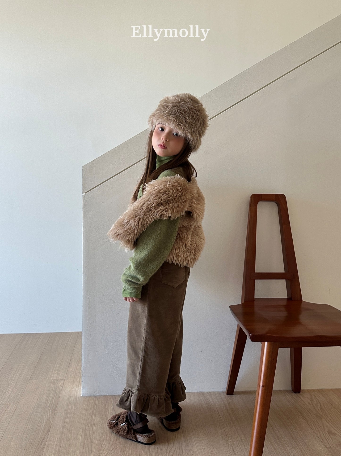 【予約】fluffy vest  / ellymolly (5-11号)