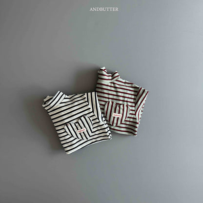 【予約】Heart Pocket Turtleneck  /  andbutter (S-JM)