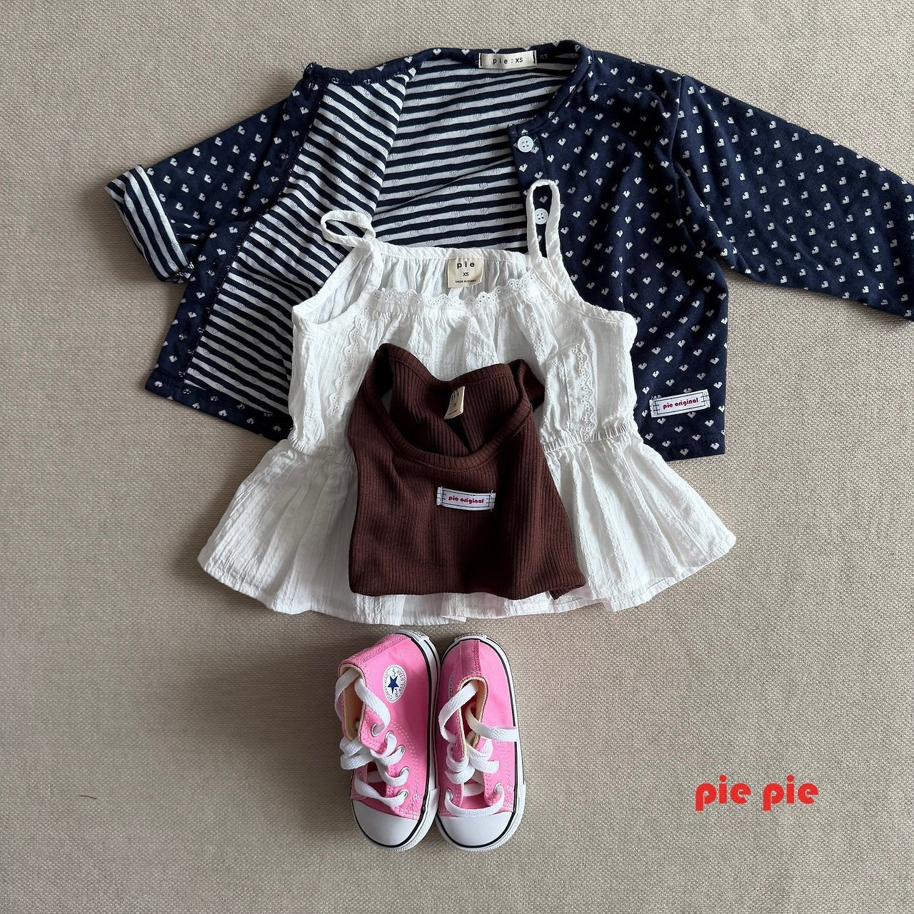 【予約】heart cardigan  / pie (XS-XL)