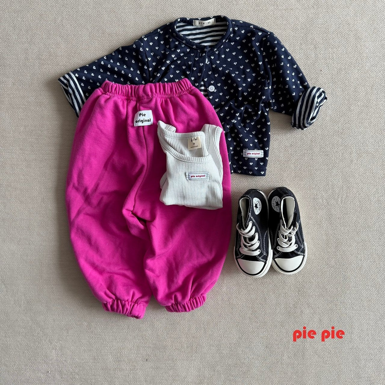 【予約】heart cardigan  / pie (XS-XL)