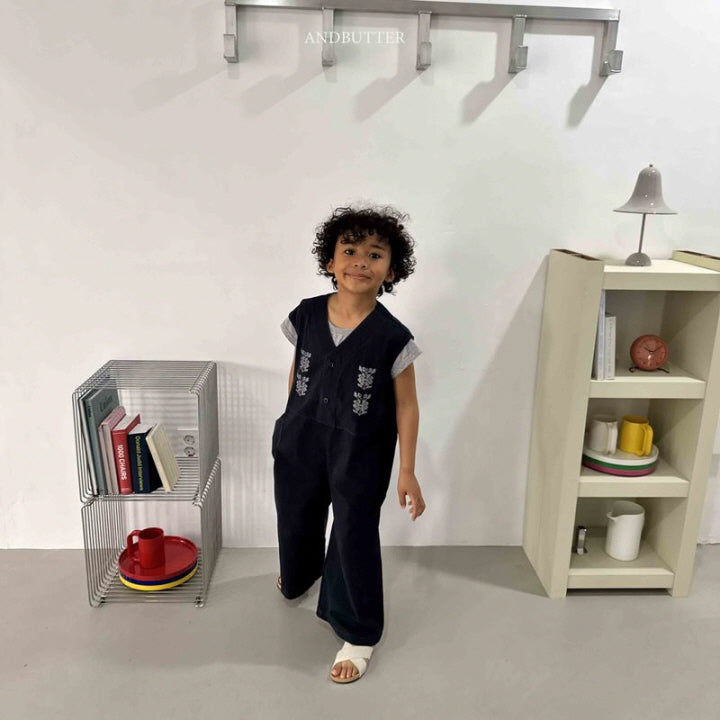 【予約】embroidery jumpsuit / andbutter(S-JM)