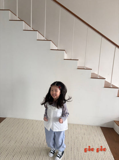 【予約】ピクシーフリルベスト / pie (XS-XL)픽시프릴