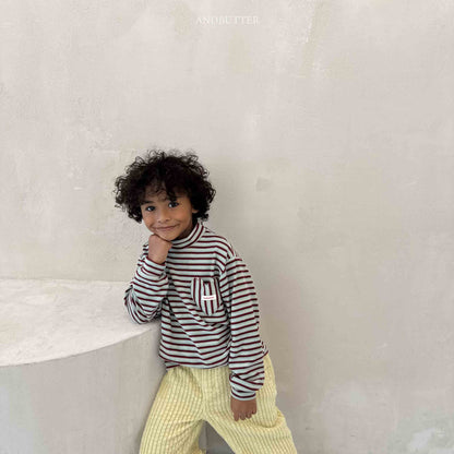 【予約】Heart Pocket Turtleneck  /  andbutter (S-JM)