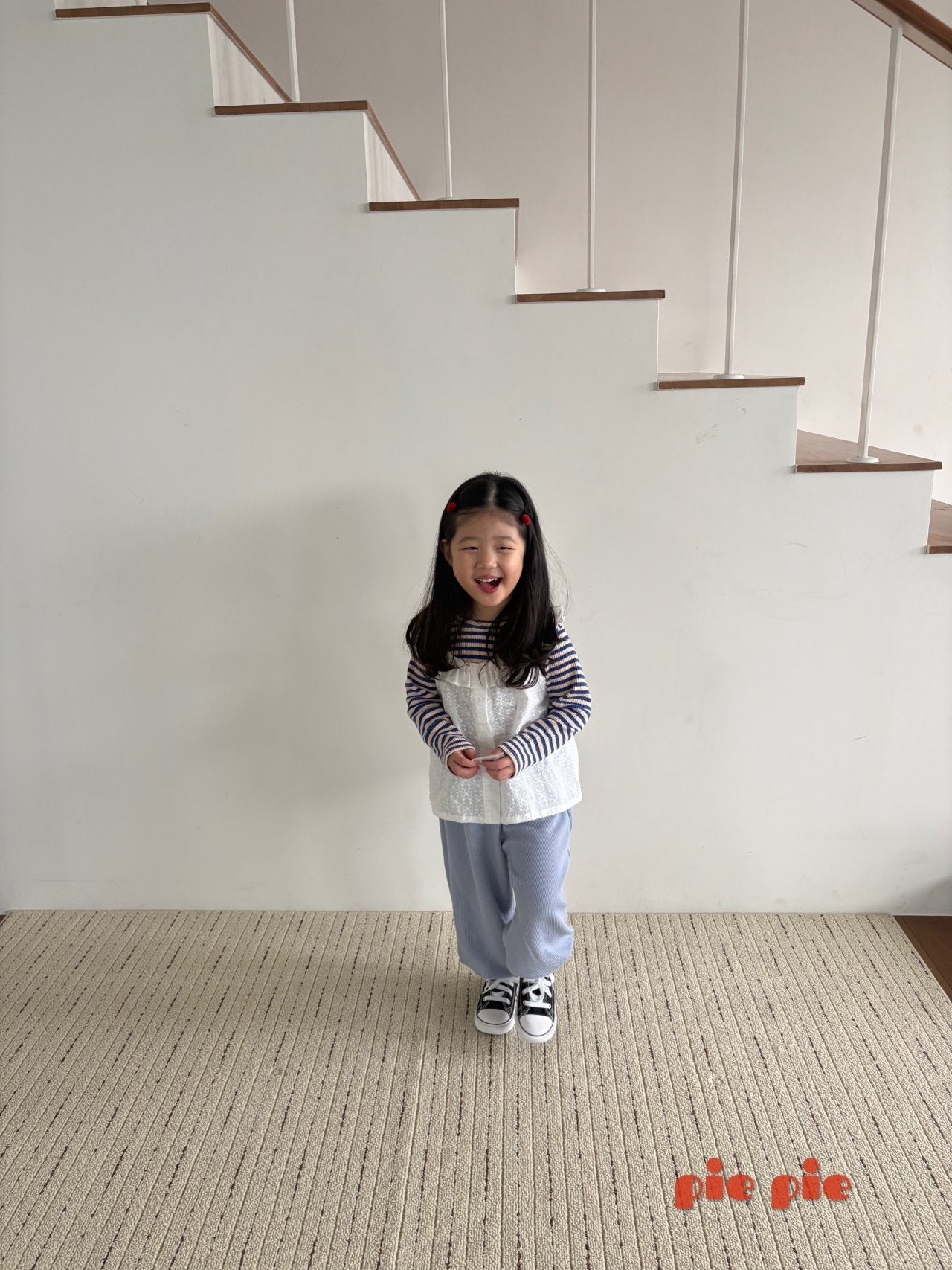 【予約】ピクシーフリルベスト / pie (XS-XL)픽시프릴