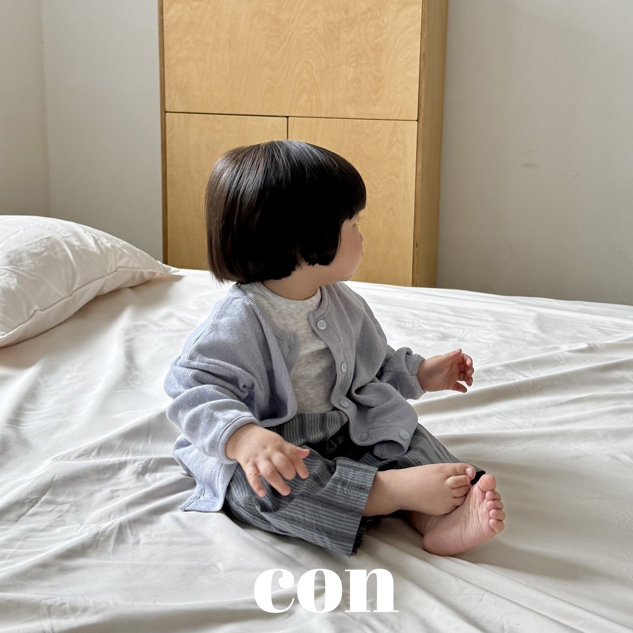 【予約】neutral cardigan / con