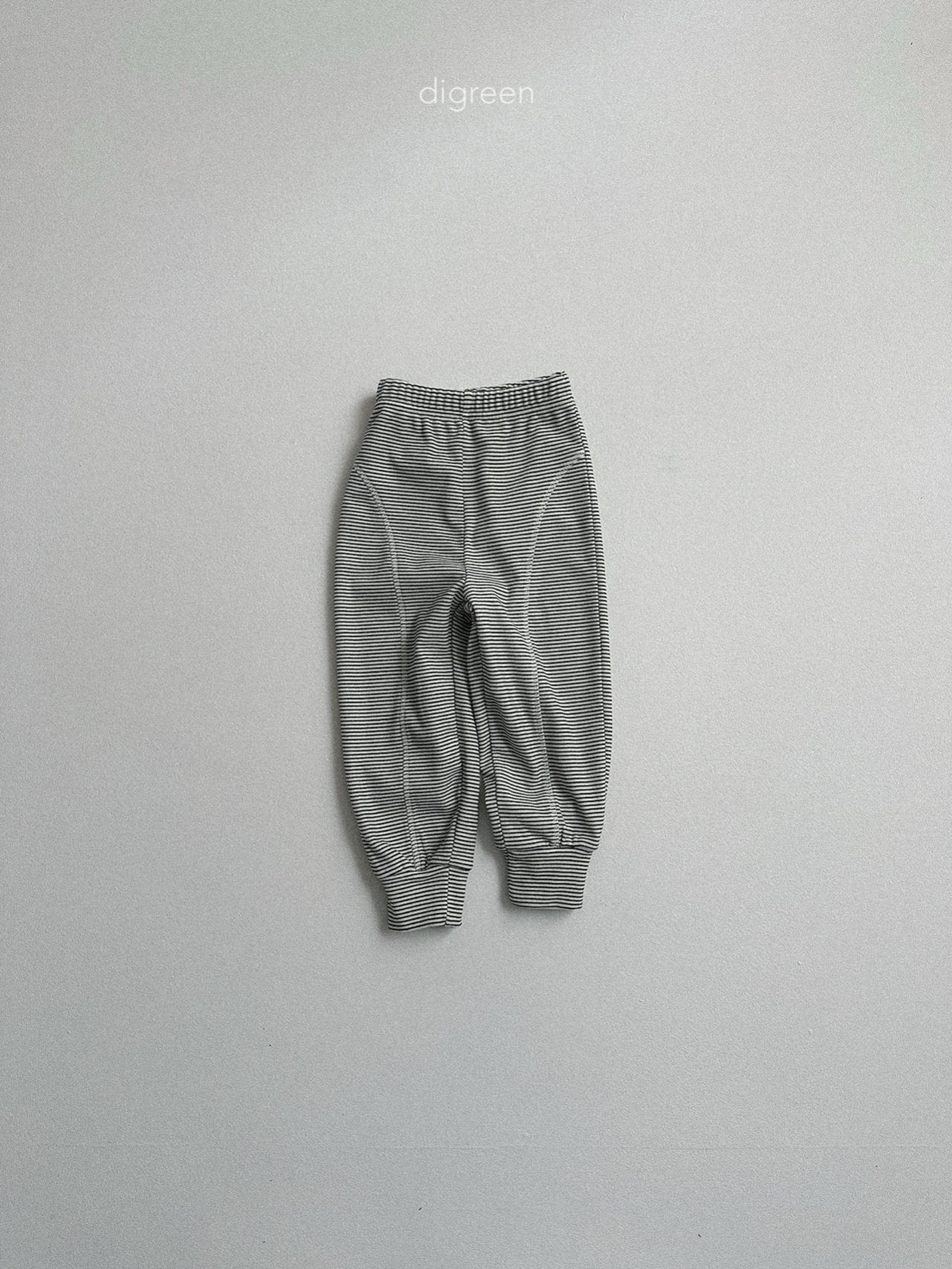 【予約】ST Jogger Leggings  /  digreen(S-XXL)