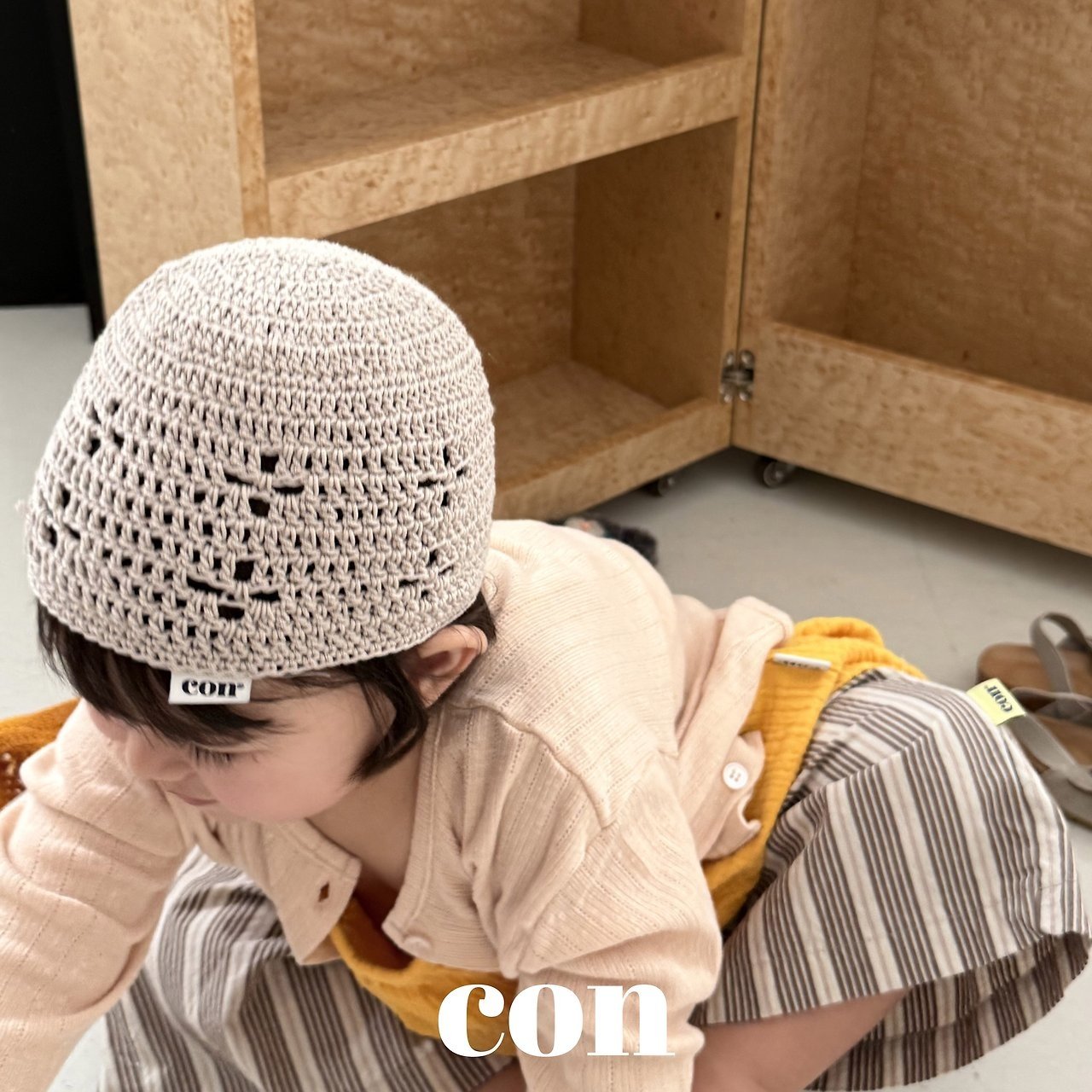 【予約】neutral cardigan / con