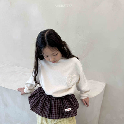 【予約】Eyelet Heart Turtleneck  /  andbutter (S-JM)