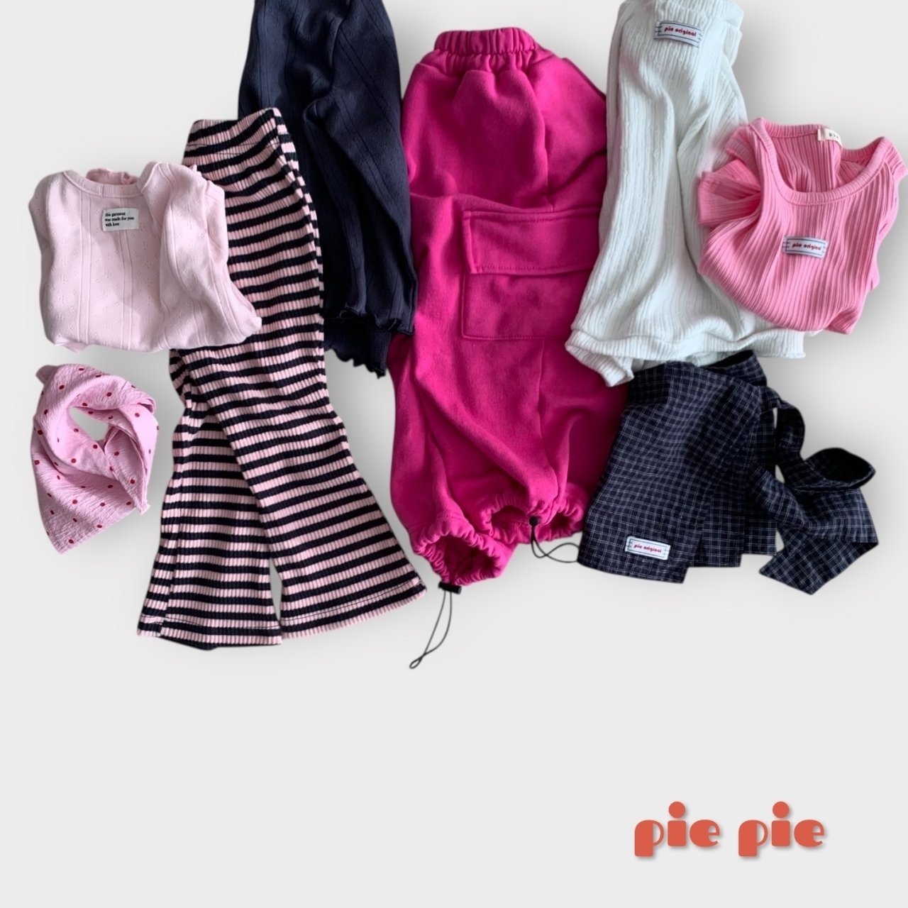 【予約】マジェンタカーゴパンツ / pie (XS-XL)