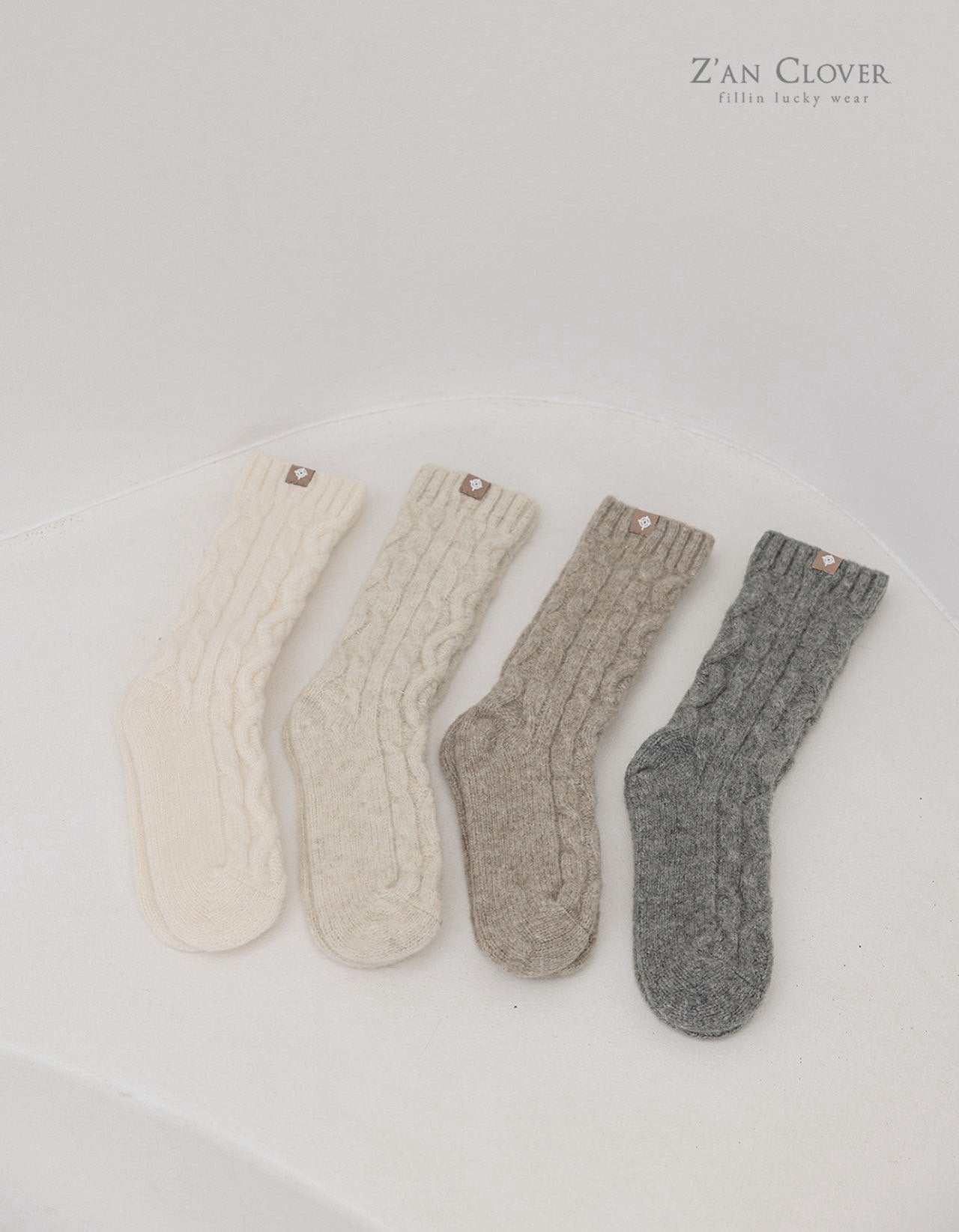 【予約】twist knit socks  /  zanclover