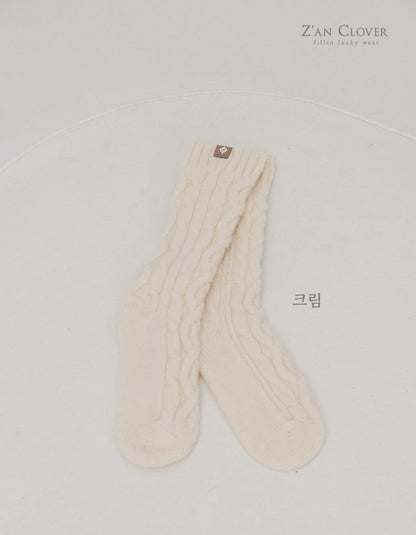 【予約】twist knit socks  /  zanclover