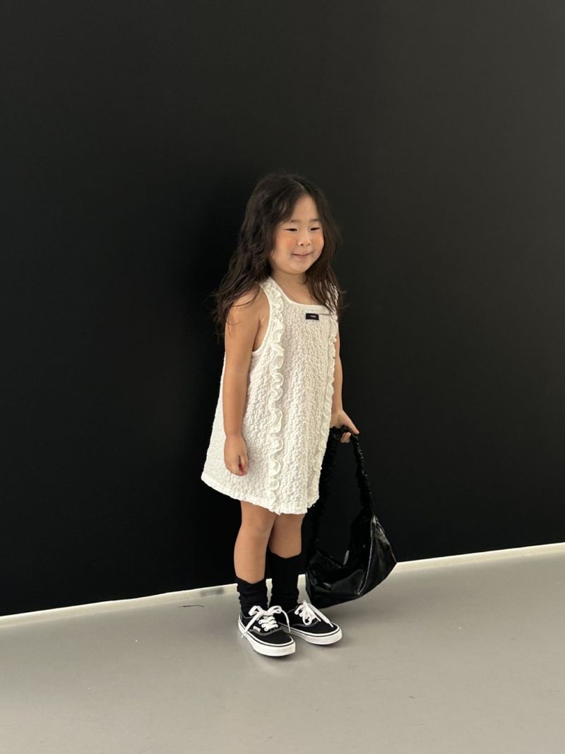 【予約】エイプリルワンピース / FOOV (S-XL)