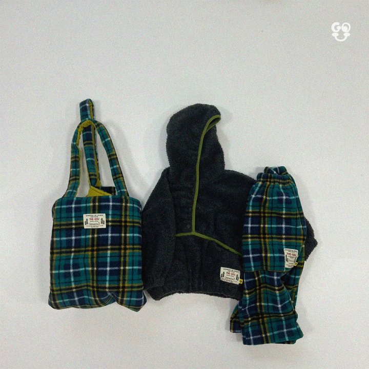 【予約】titi hoodie /  gou (XS-JL) 띠띠