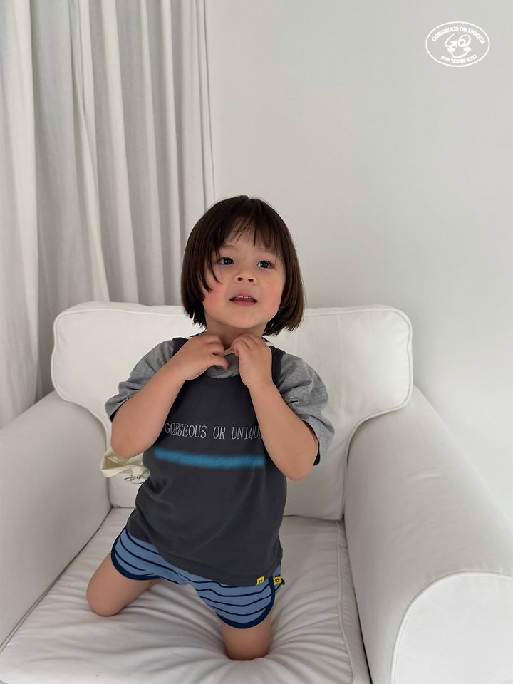 【予約】stripe short pants / gou XS-JL  줄줄이반바지