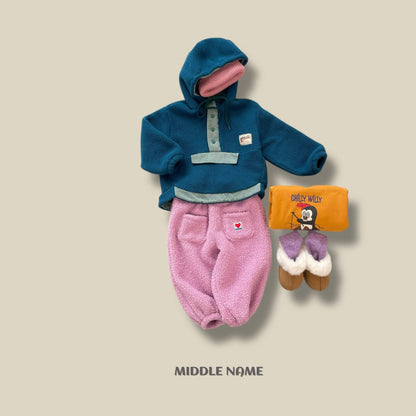 【予約】fleece hood anorak  / middle name (S-JM)