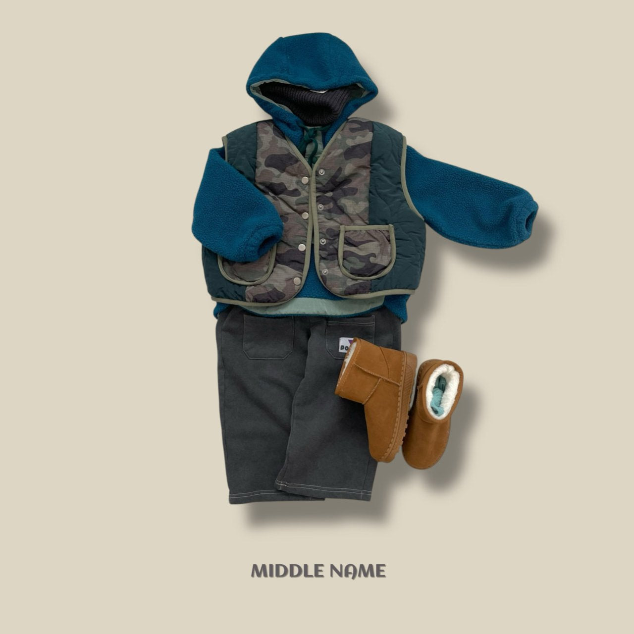 【予約】camouflagey reversible vest  / middle name (S-JM)