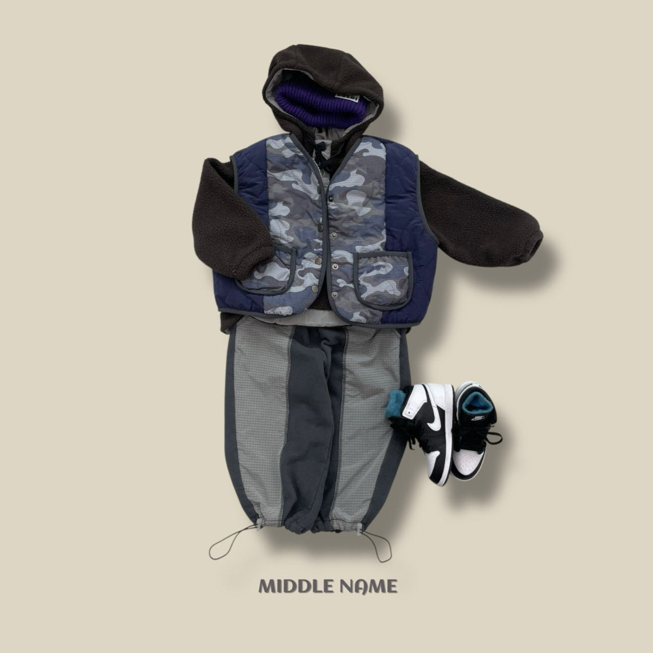 【予約】camouflagey reversible vest  / middle name (S-JM)