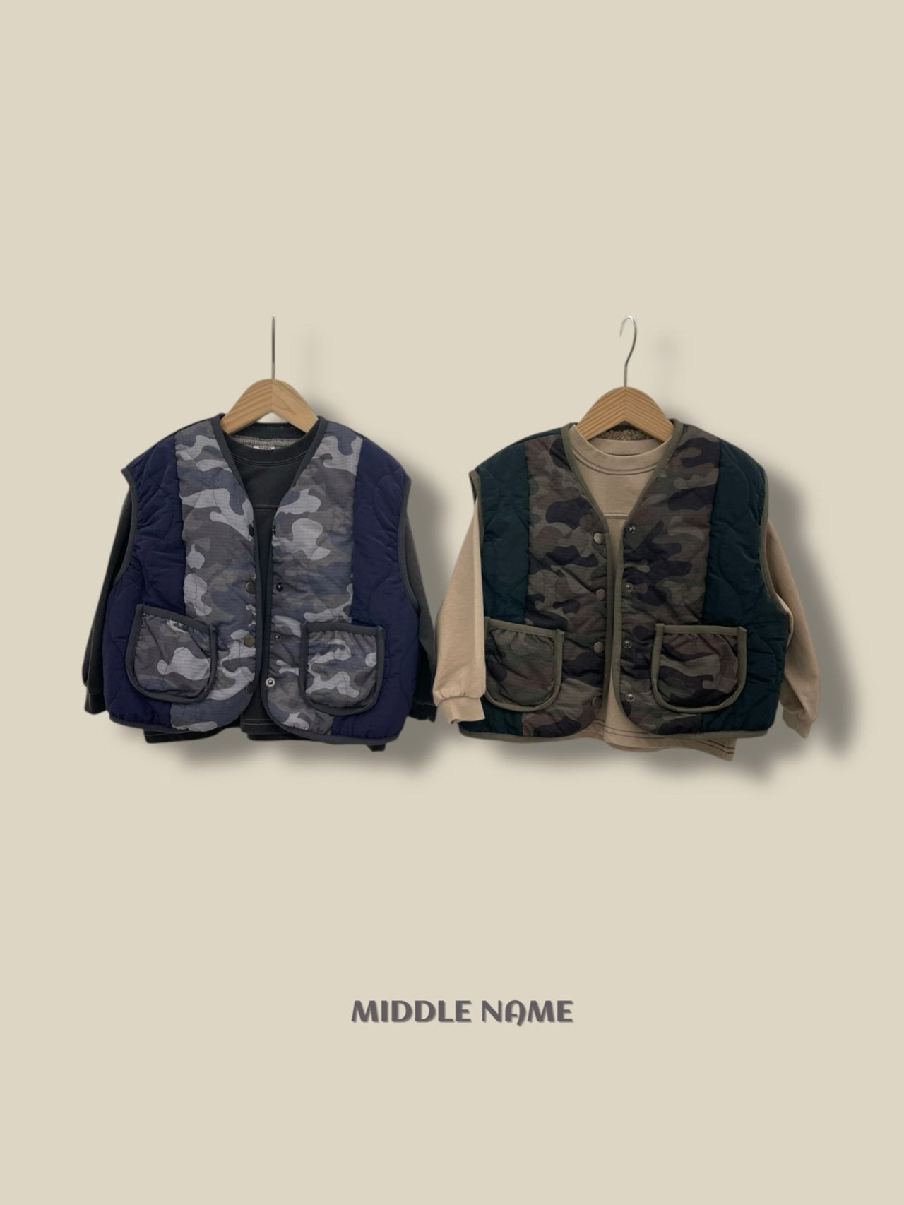 【予約】camouflagey reversible vest  / middle name (S-JM)