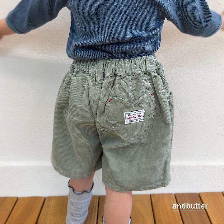 【予約】Heart Pocket Corduroy Shorts / andbutter(S-JM)
