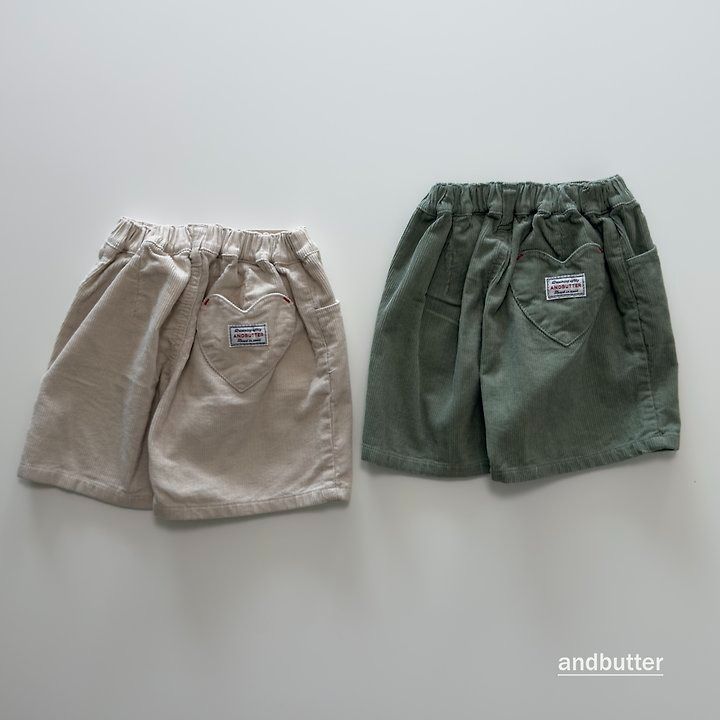 【予約】Heart Pocket Corduroy Shorts / andbutter(S-JM)