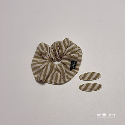 【予約】Tommy Stripe Scrunchie / andbutter