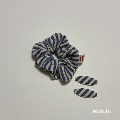 【予約】Tommy Snap Hair Clips / andbutter