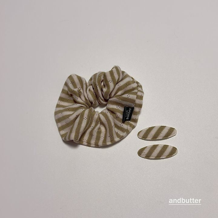 【予約】Tommy Snap Hair Clips / andbutter
