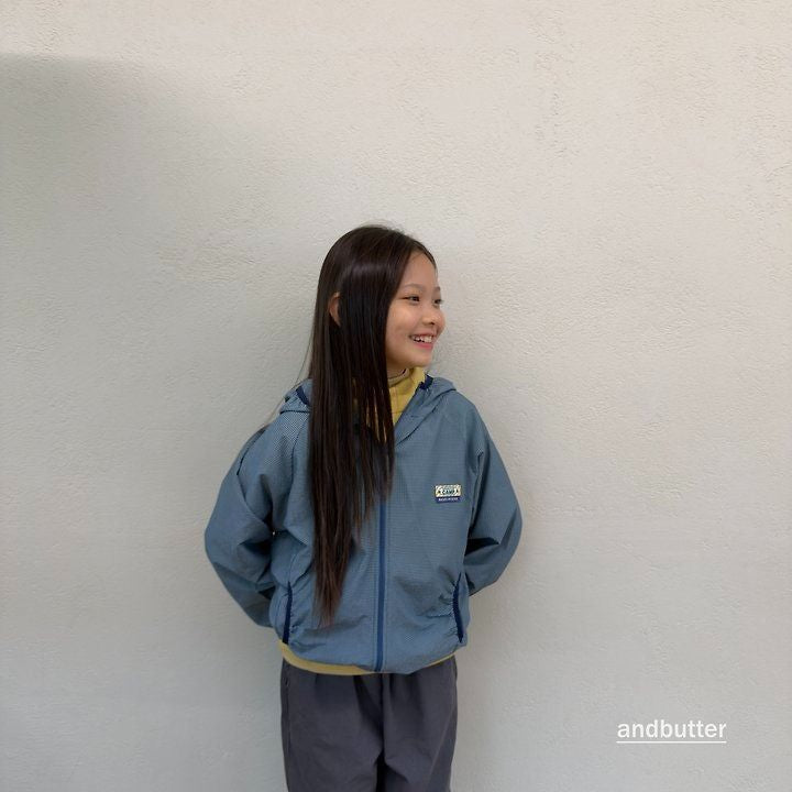 【予約】Stripe Windbreaker / andbutter(S-JM)